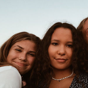 Meet your Posher, Carlie